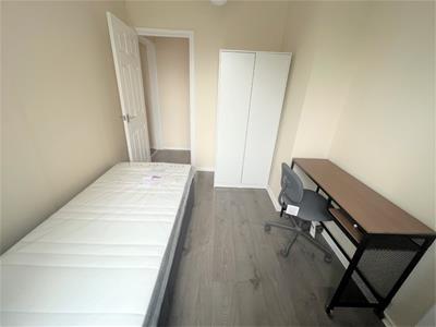 Picture 7